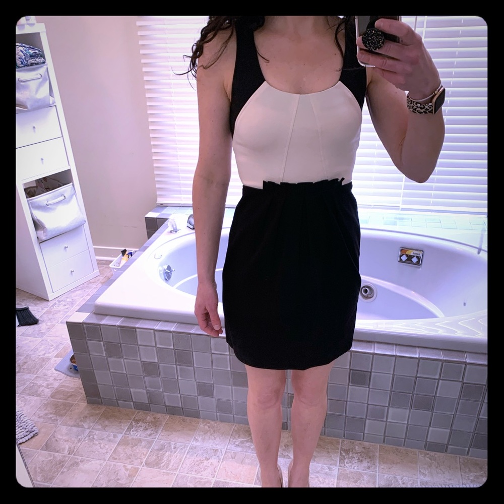 BCBG Max Azria xs black and cream mini dress